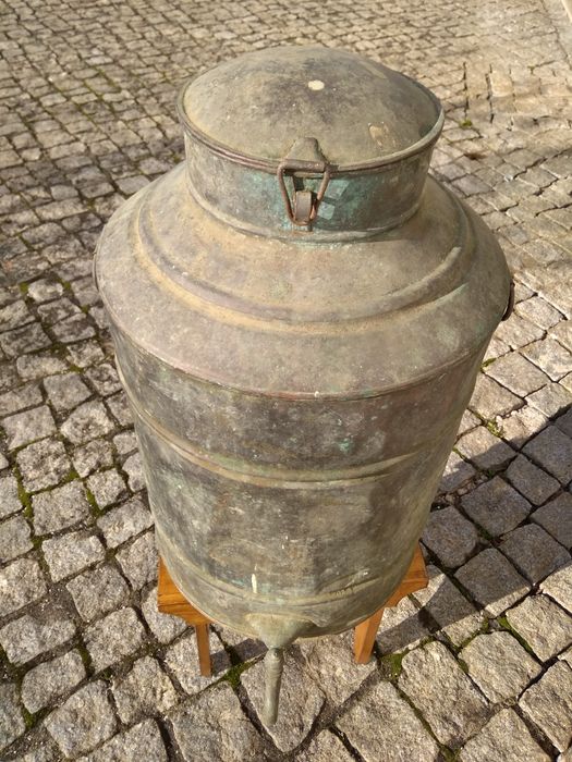 Pote/Bilha em cobre antigo 60litros muito antiga