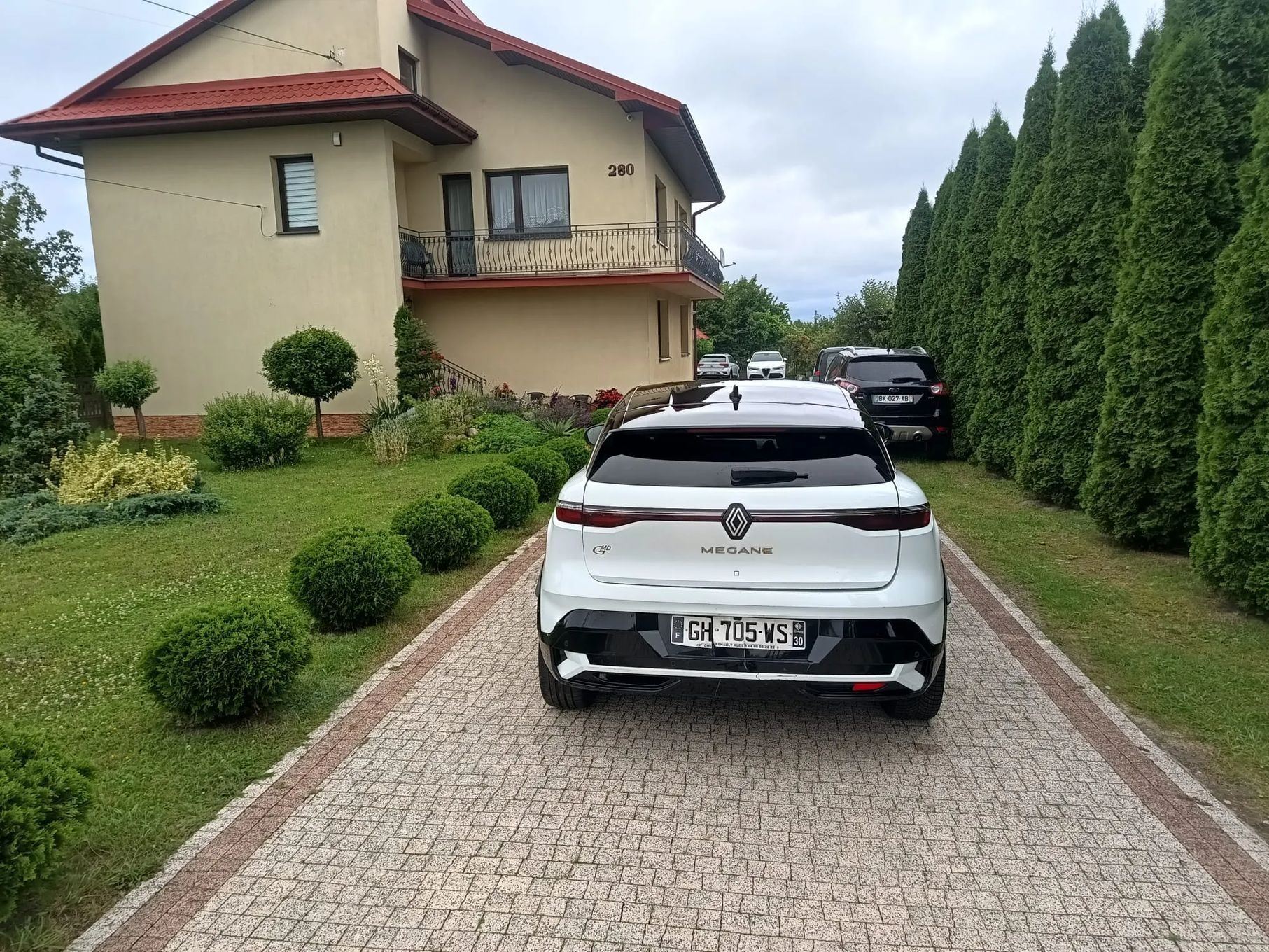 Renault Megane 2022 elektryk 220KM najmocniejszy