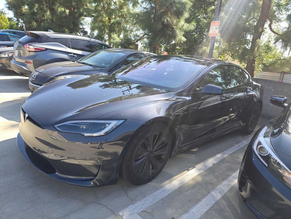 Tesla Model S Plaid 2023 // Тесла модел S плеид