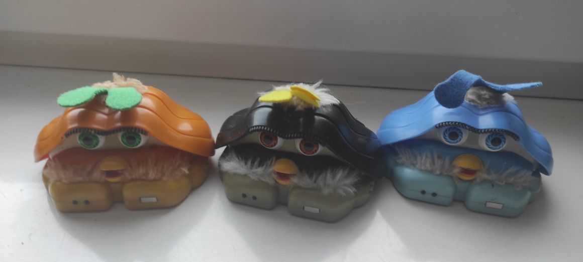 Furby kosmiczny mecz figurki mc donalds -paczuszki