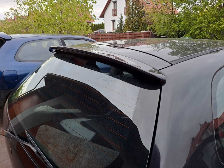 Spojler tylnej klapy Mitsubishi Colt V cj0 95-03r