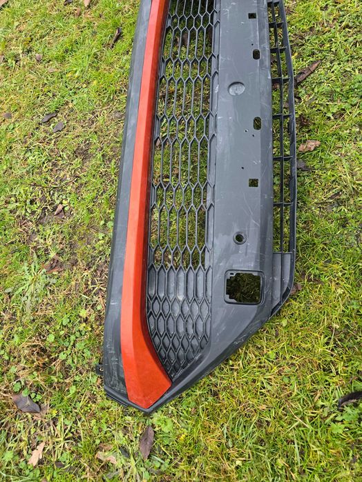 kratka środkowa zderzaka Toyota C-HR lift