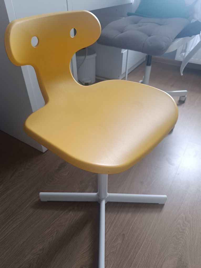 Krzesło dziecięce biurowe IKEA
