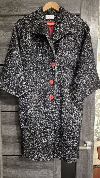 Продам жіноче пальто