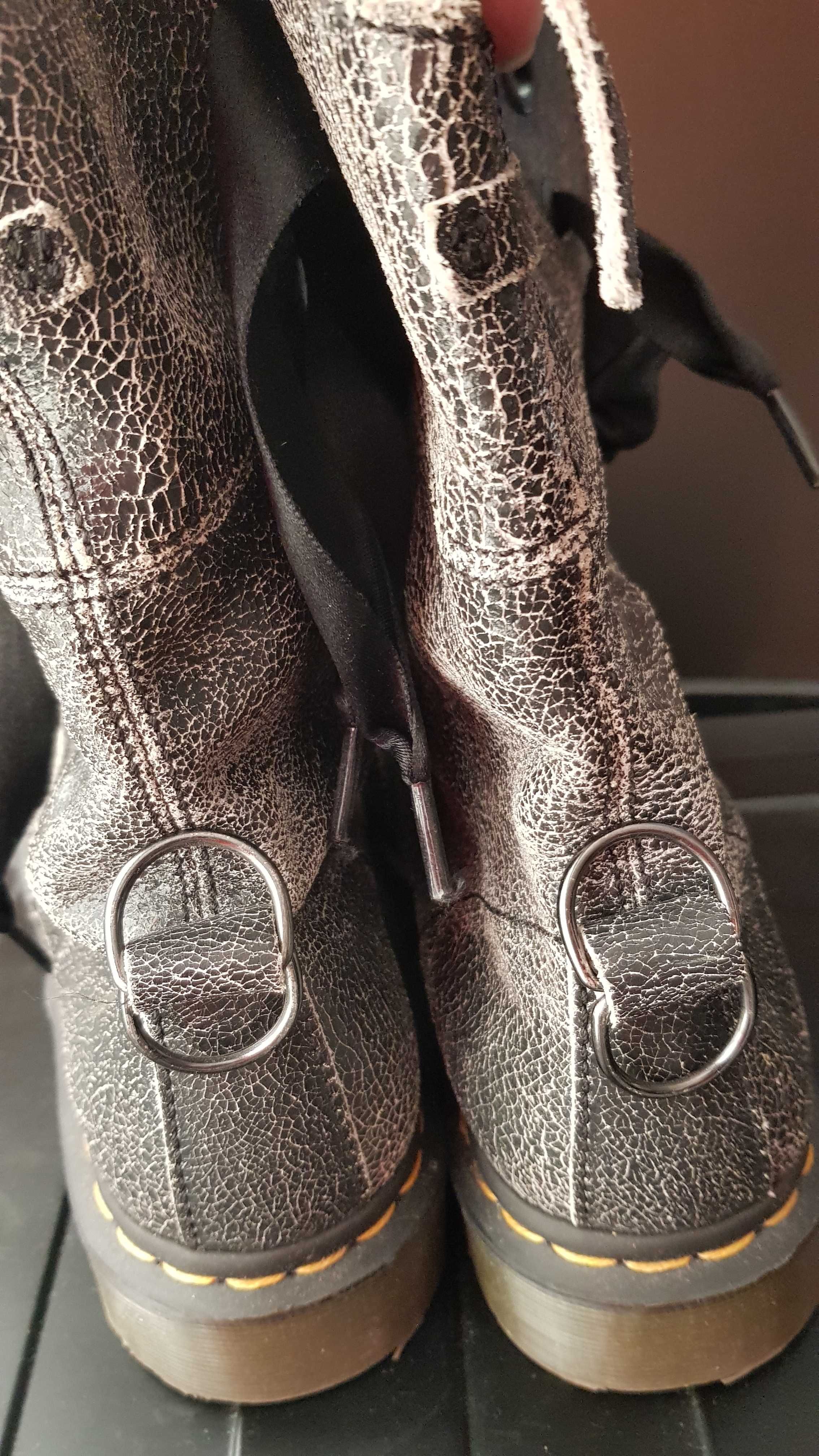 Buty Dr. Martens dla koneserki