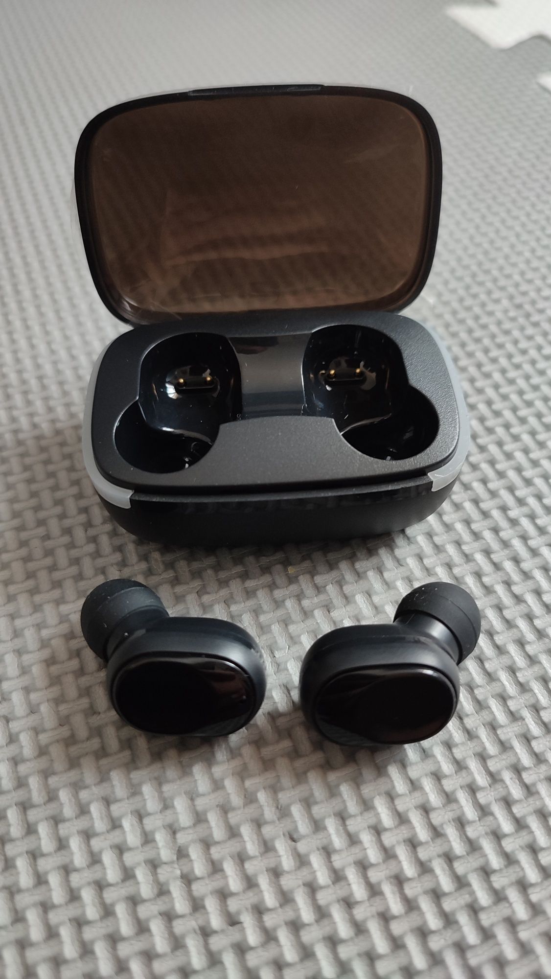 NOWE eleganckie słuchawki bezprzewodowe bluetooth 5.1