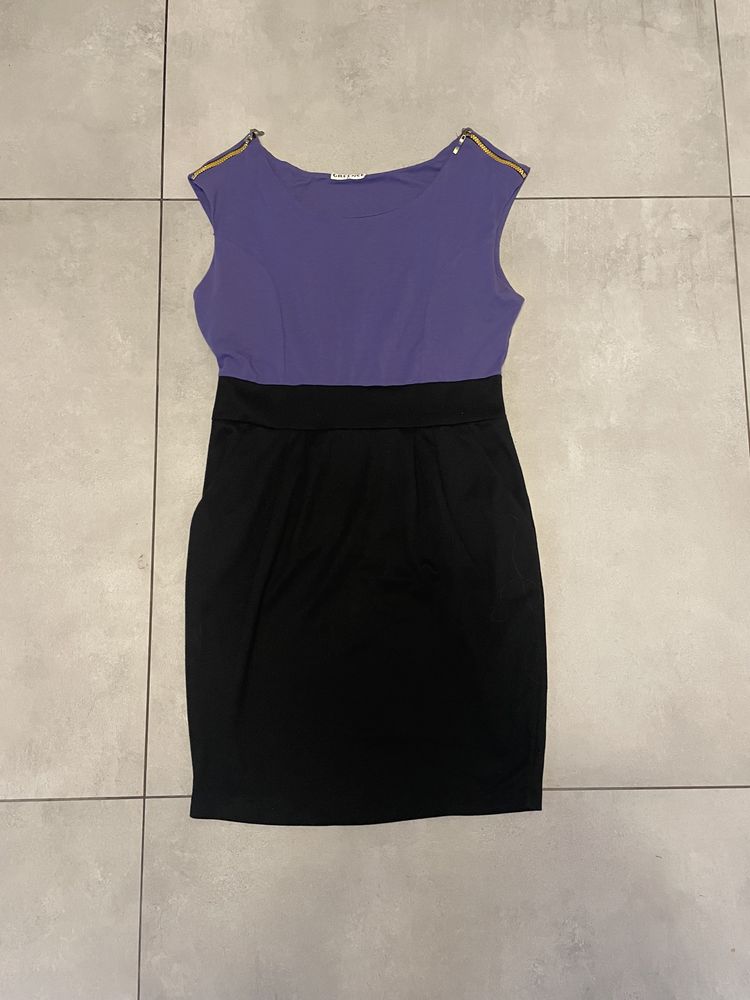 Ekegancka sukienka Greence roz. XL
