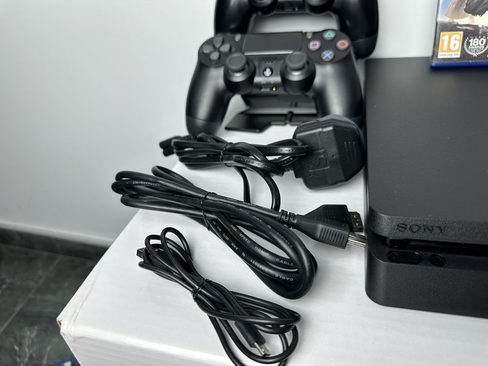 Sony Playstation 4 Slim 500gb  стан нової приставки