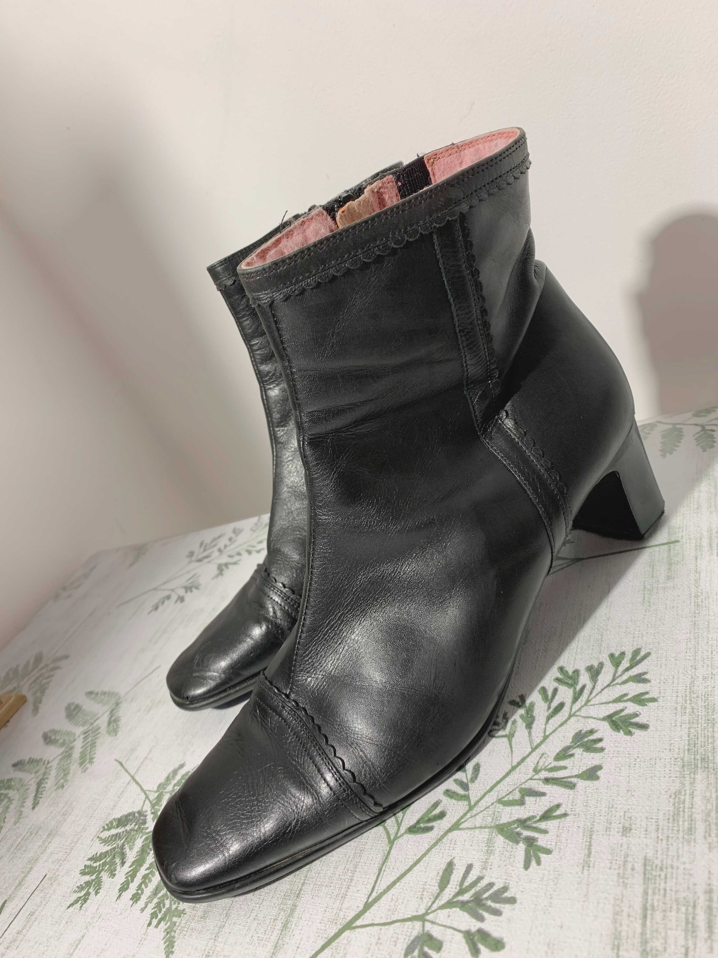 botki 40 czarne skóra skórzane Clarks vintage sztyblety kozaki zima