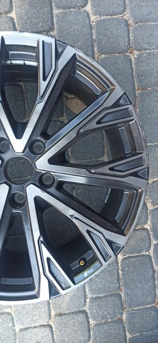 Felga 21 " Audi A6 C9 S6 e-tron 9,5J ET63 85E601,025AQ