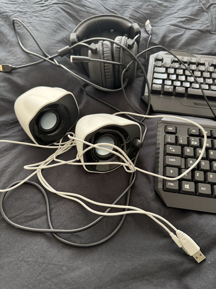 Fones, Teclados e Coluna
