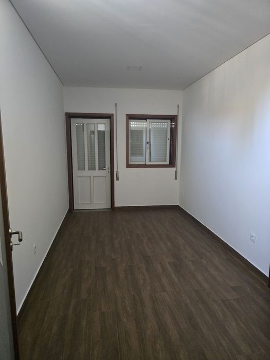 Alugo quartos ( maia/ ermesinde)