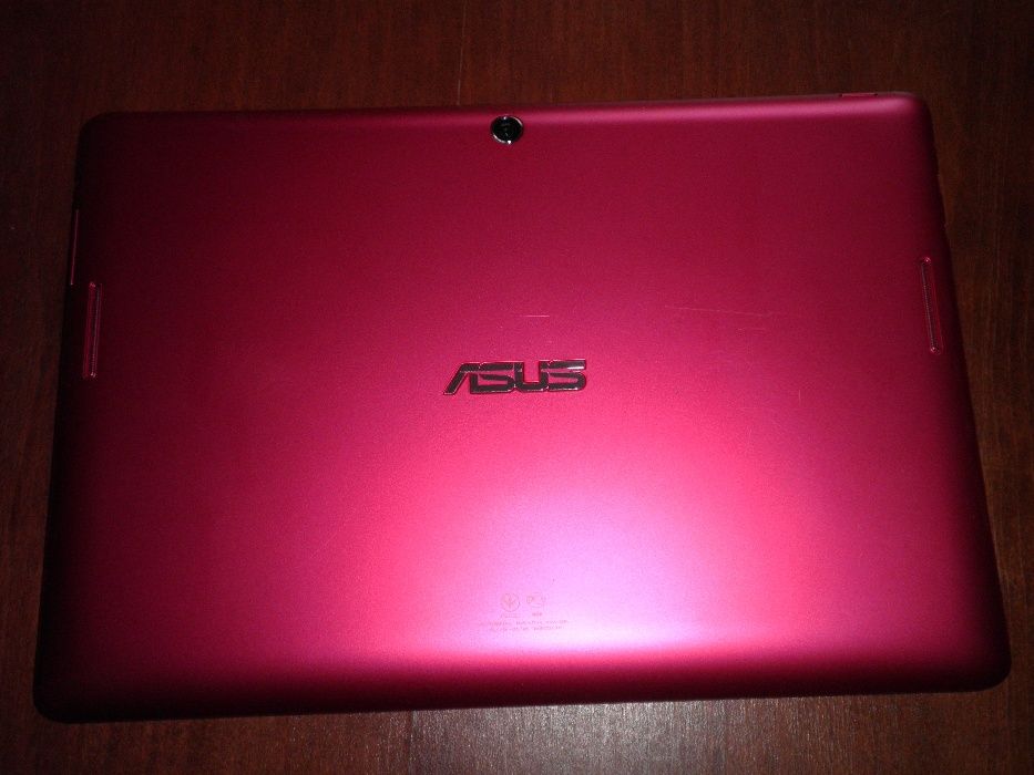 планшет ASUS рожевий