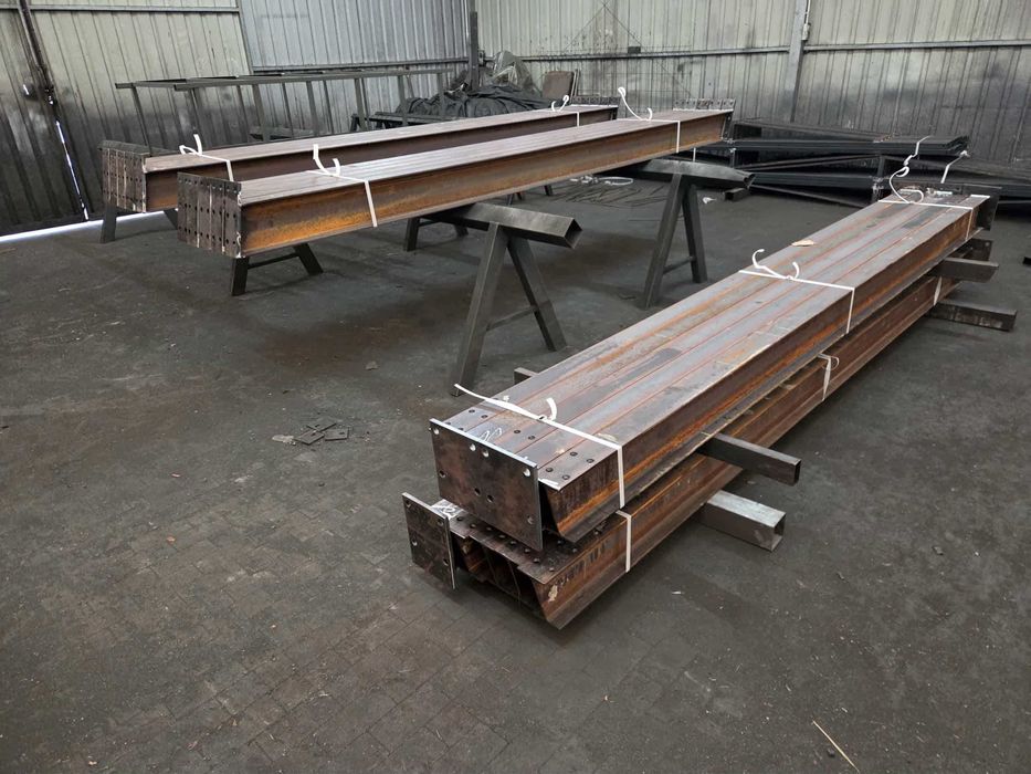 Konstrukcja 10x20x4m - ramy