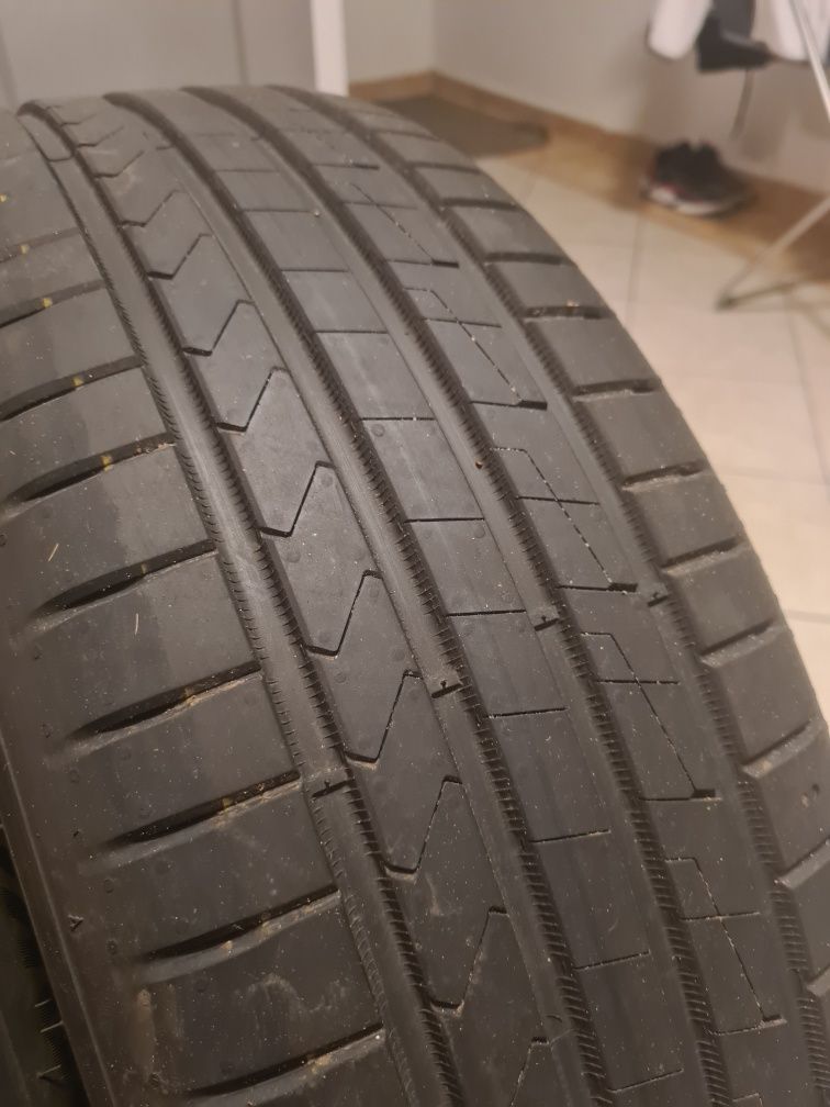 Шини Hankook 215 65 17