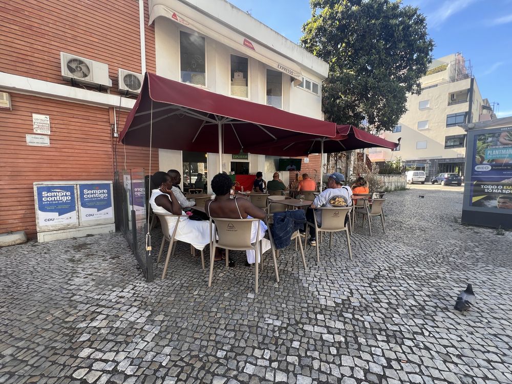 Vendo Trespasse de Cafe Snack Bar em Setubal