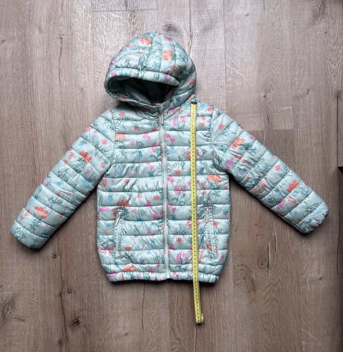 Kurteczka przejściowa 122 reserved