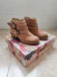 Botas Mulher em Camurça Castanha Nr.34/35