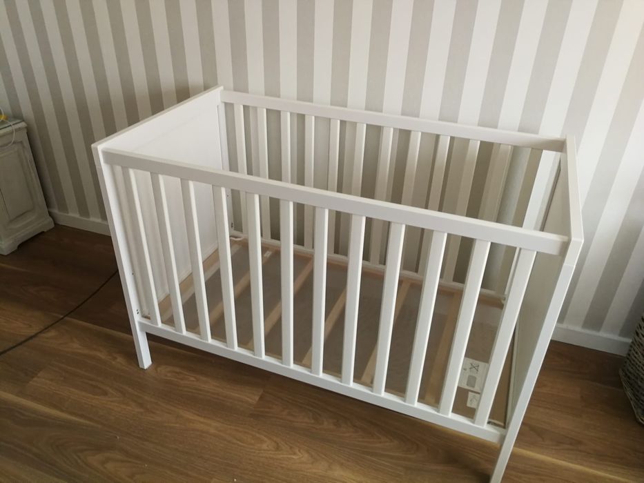 Berço + colchão bebe Branco Ikea