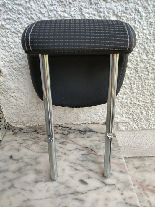 Encosto de cabeça traseiro Renault Megane GT line