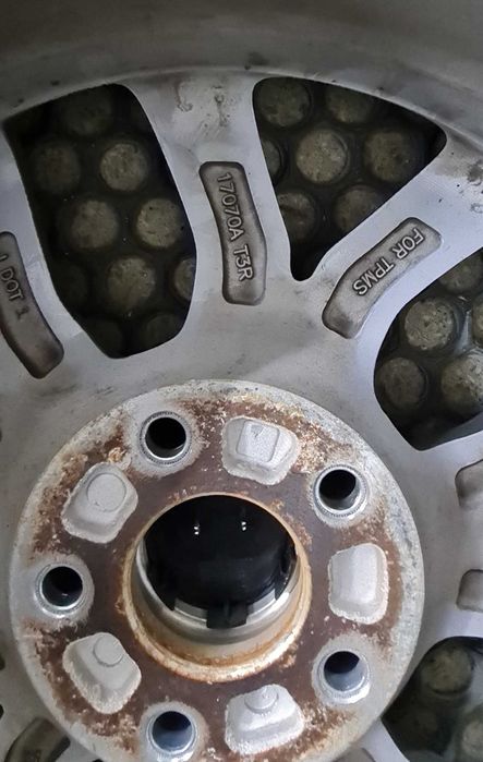 продам титанові диски хонда R17