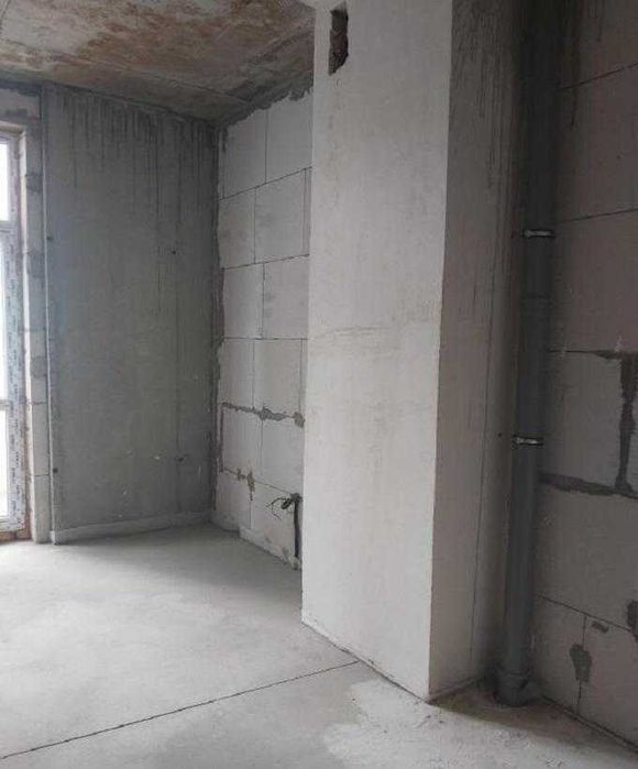 Продам большую 2-х комнатную квартиру в ЖК Одиссей. Таирова.