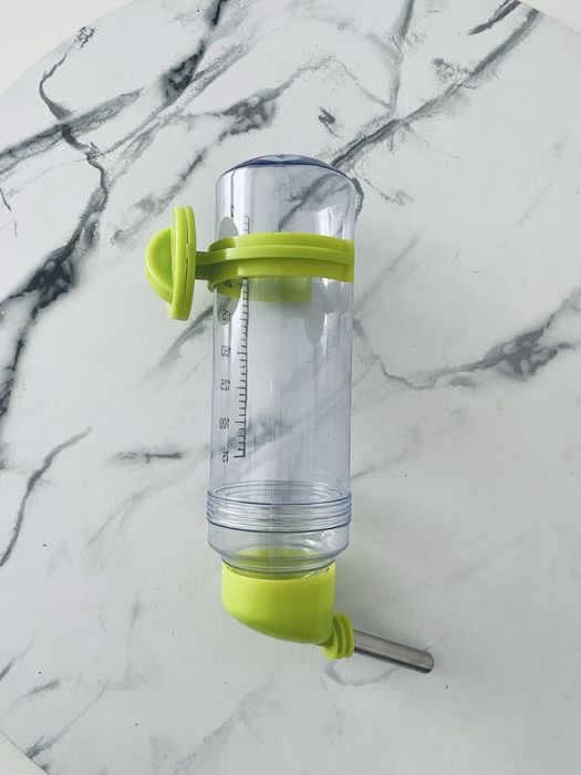 Poidło dla gryzoni plastikowe nowe