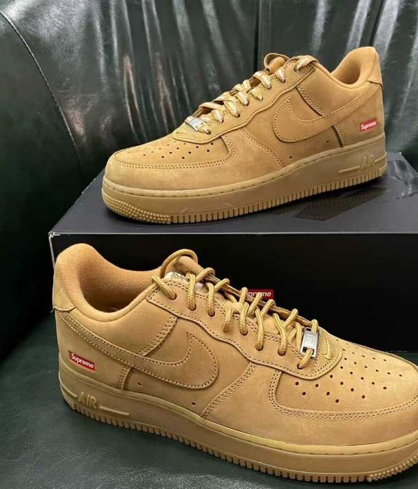 Nike_Air_Force_1_Low_Supreme_Yellow r.41