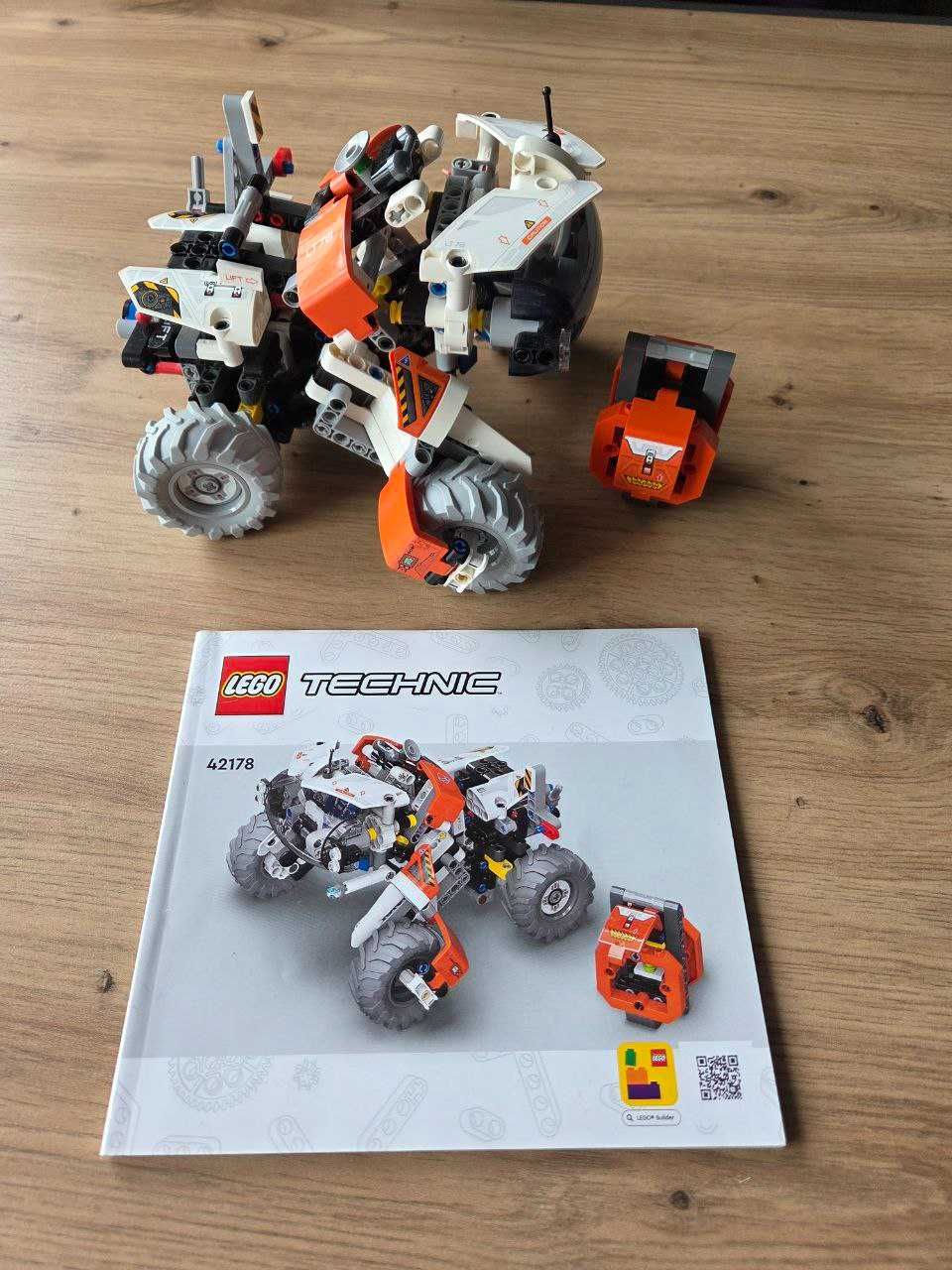 Różne zestawy klocków Lego Minecraft, Creator, Technic