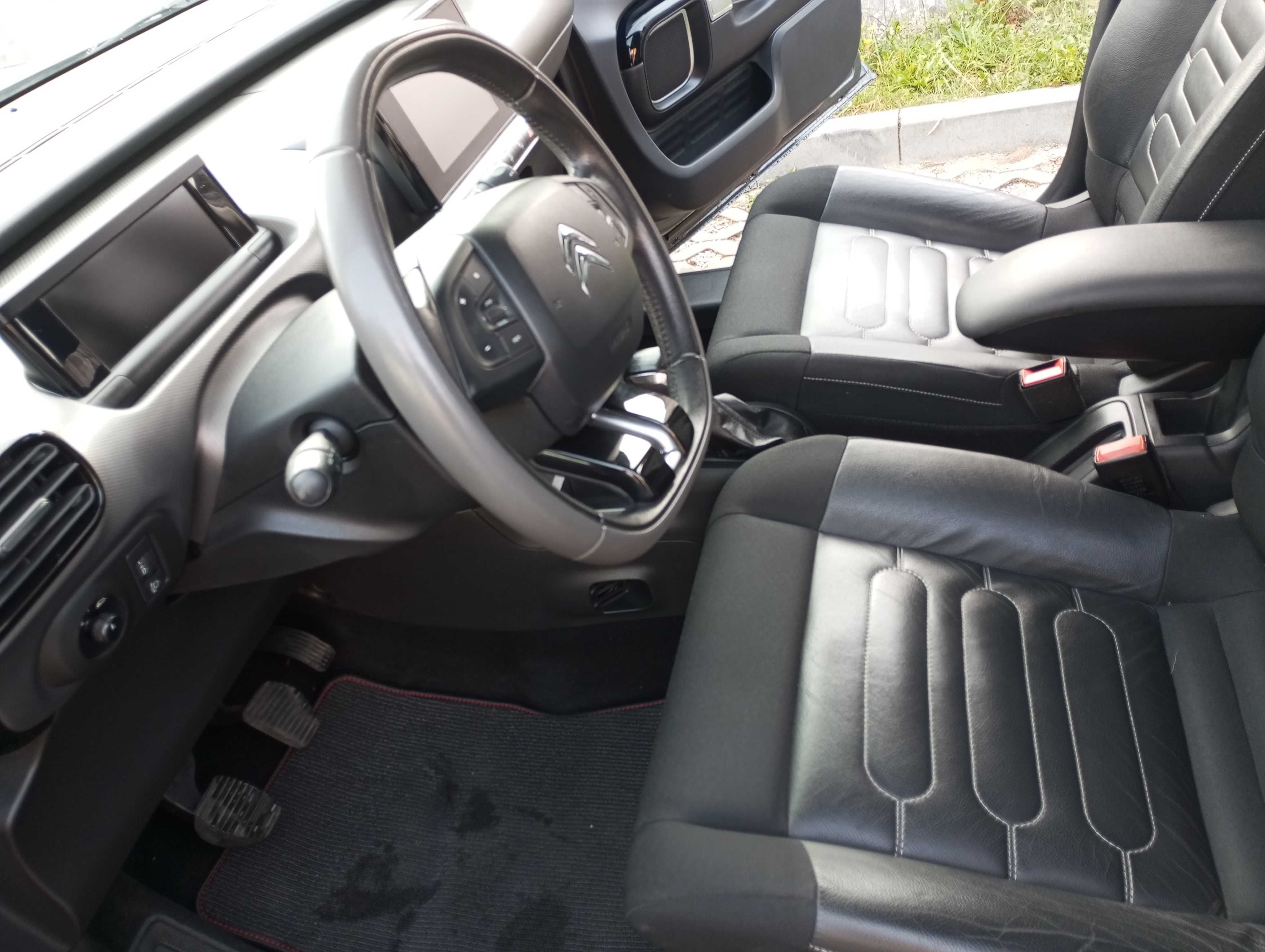 Citroen C4 - Cactus 1,2 benzyna