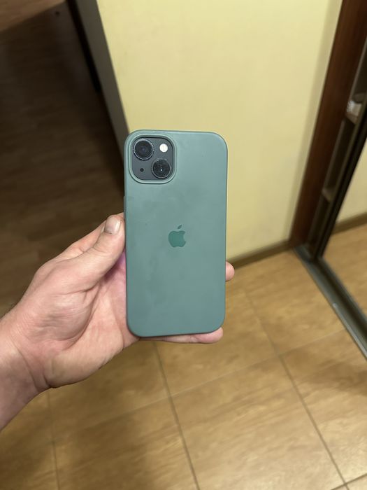 Продам iphone 13 128gb