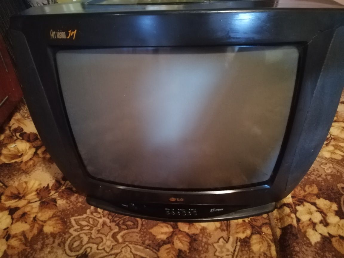 Телевизор LG Joymax
