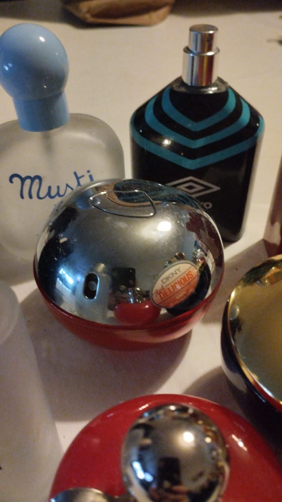 Conjunto de frascos de perfume vazios,