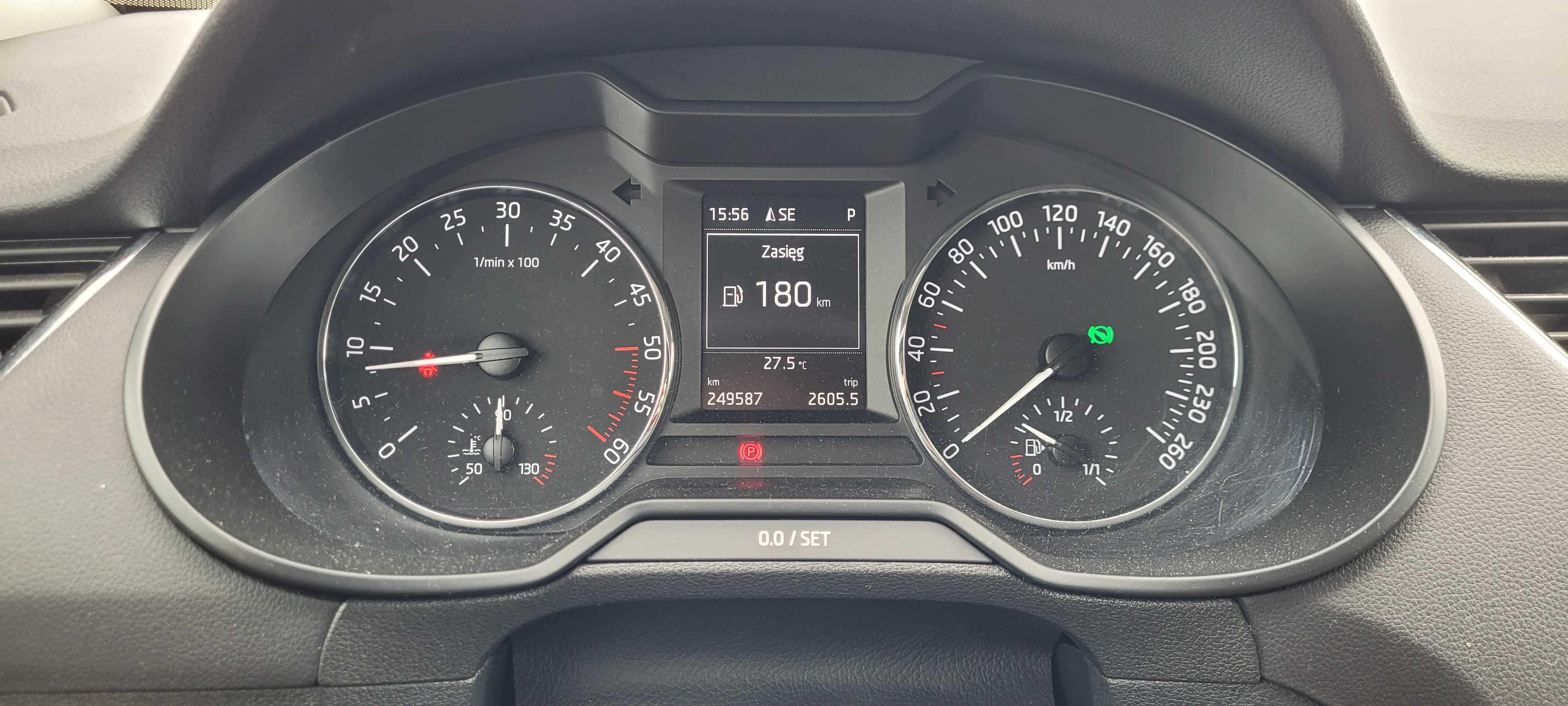 Sprzedam Skoda Octavia 1.6 TDI Ambition DSG Automat Nowy Rozrząd