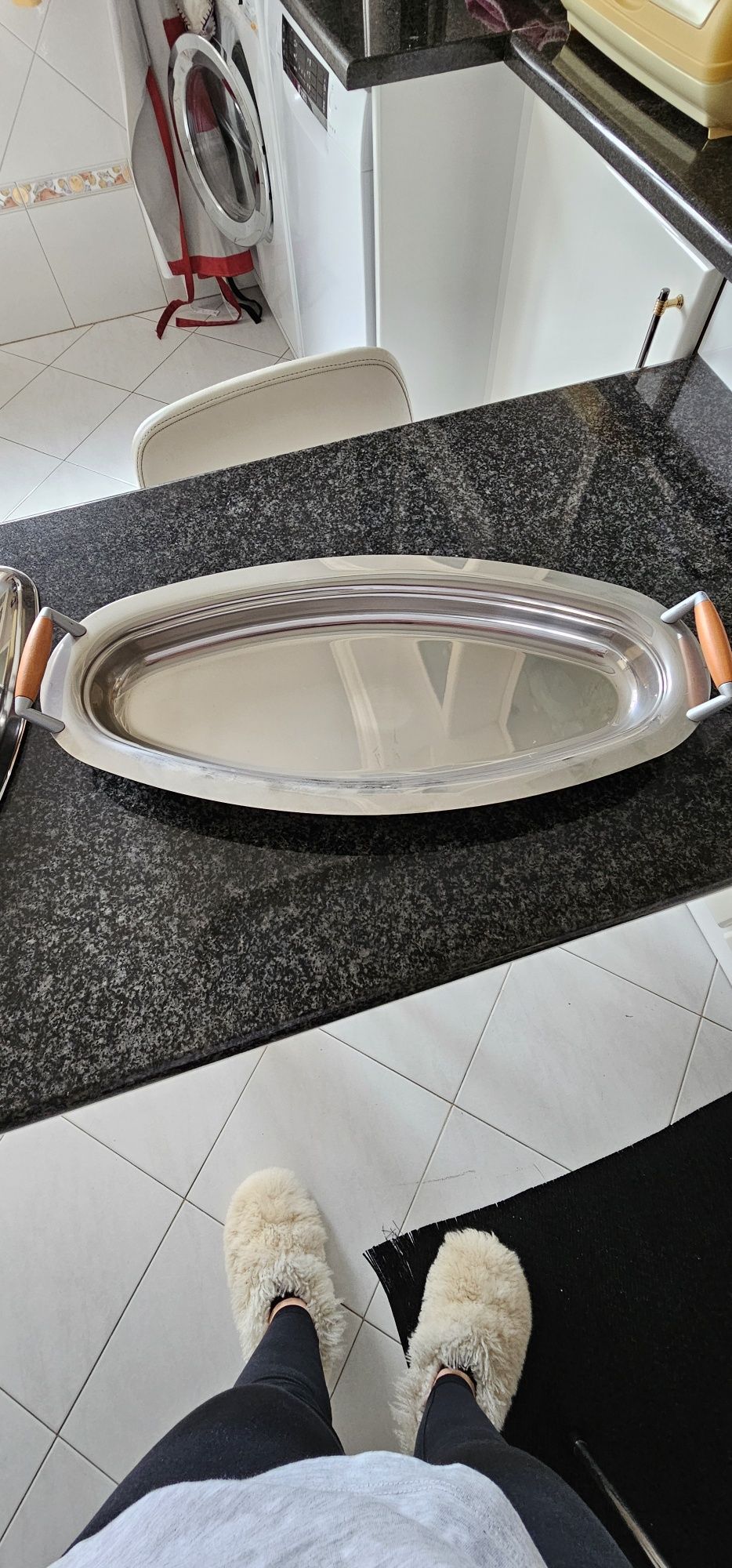 Travessa de peixe com tampa