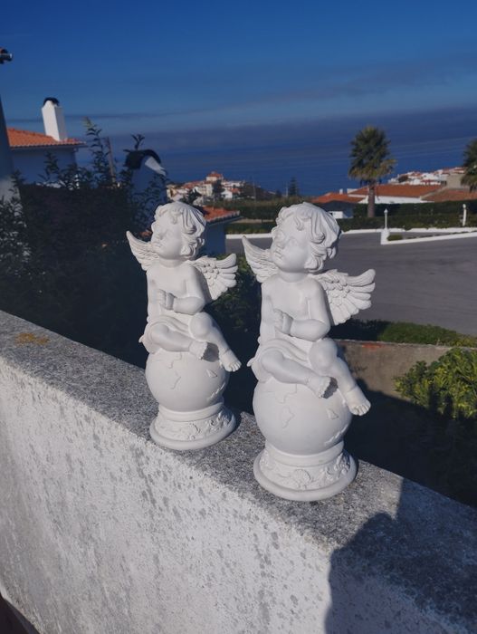 Dois Anjos para decoração.