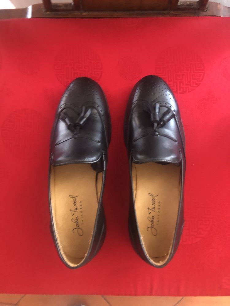 Sapatos em estado novo John Tweed Tailored, tam. 41,5