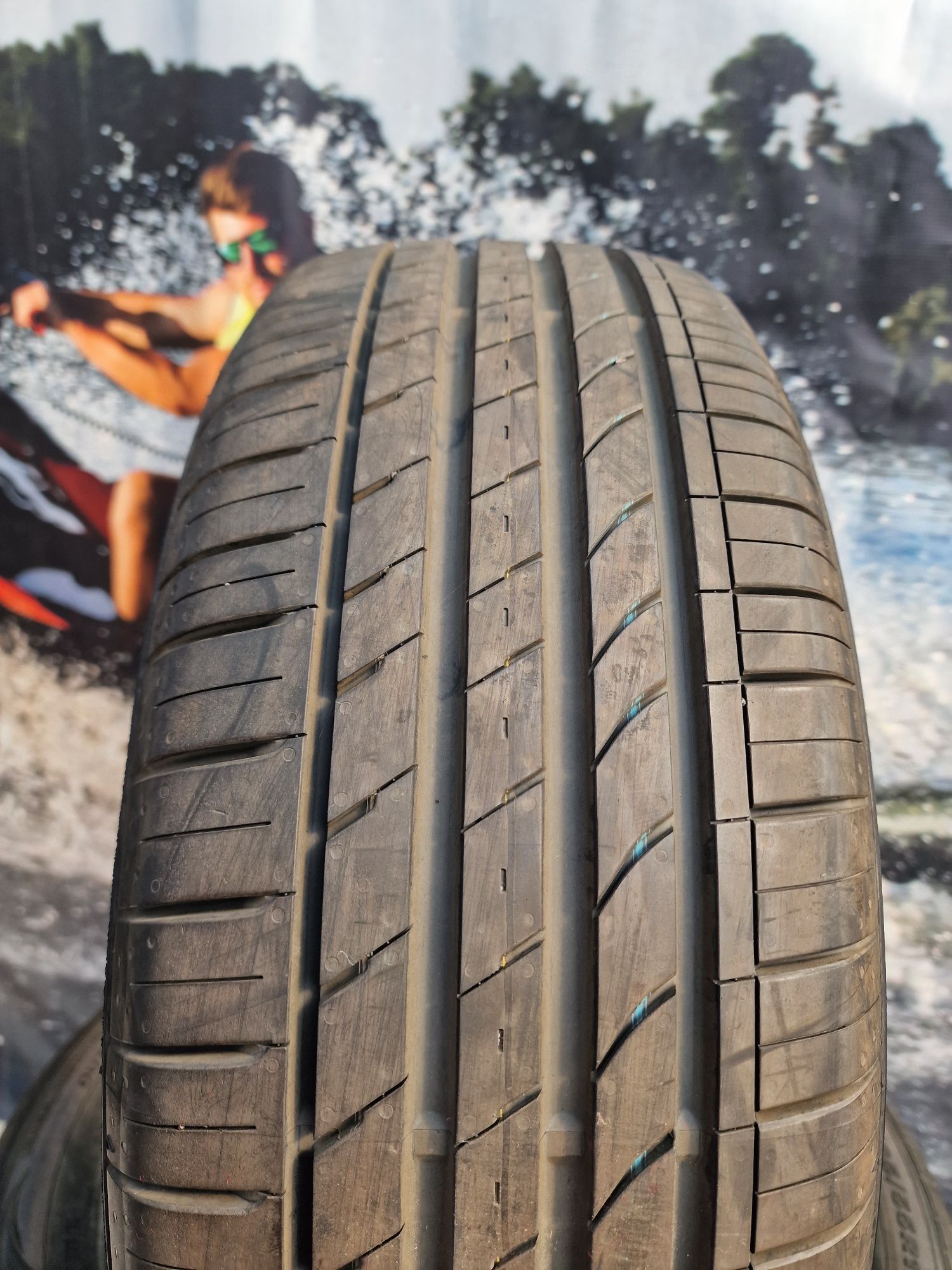 S20 4 x 195/55r16 Nexen Nfera SU1 91V XL Dot 4120 demo opony letnie