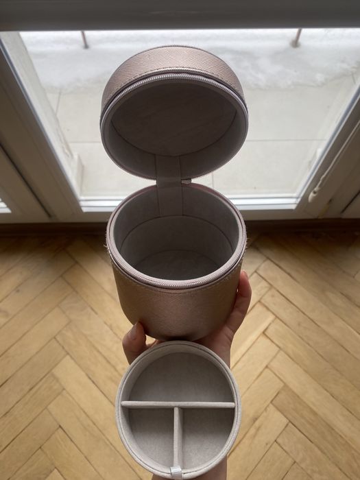 pojemnik na biżuterię (nowy, metaliczny brudny róż)