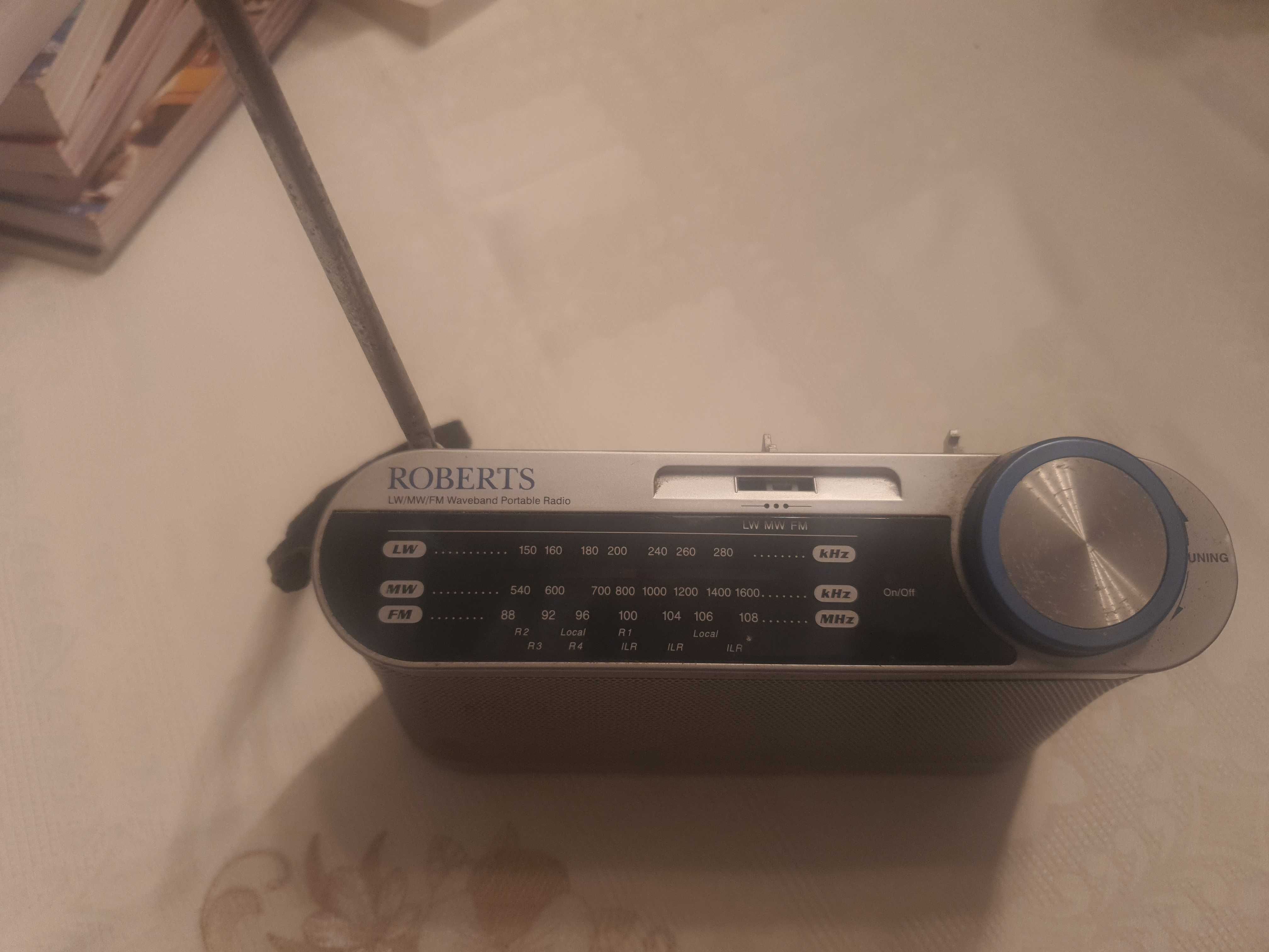 PésdePato R. Curl, Raquetes de praia, prancha de praia, radio Roberts