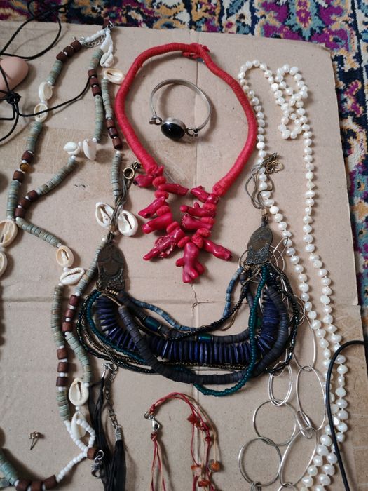 Набір біжутерії ціна за все