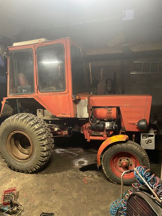 Трактор т 25    ,