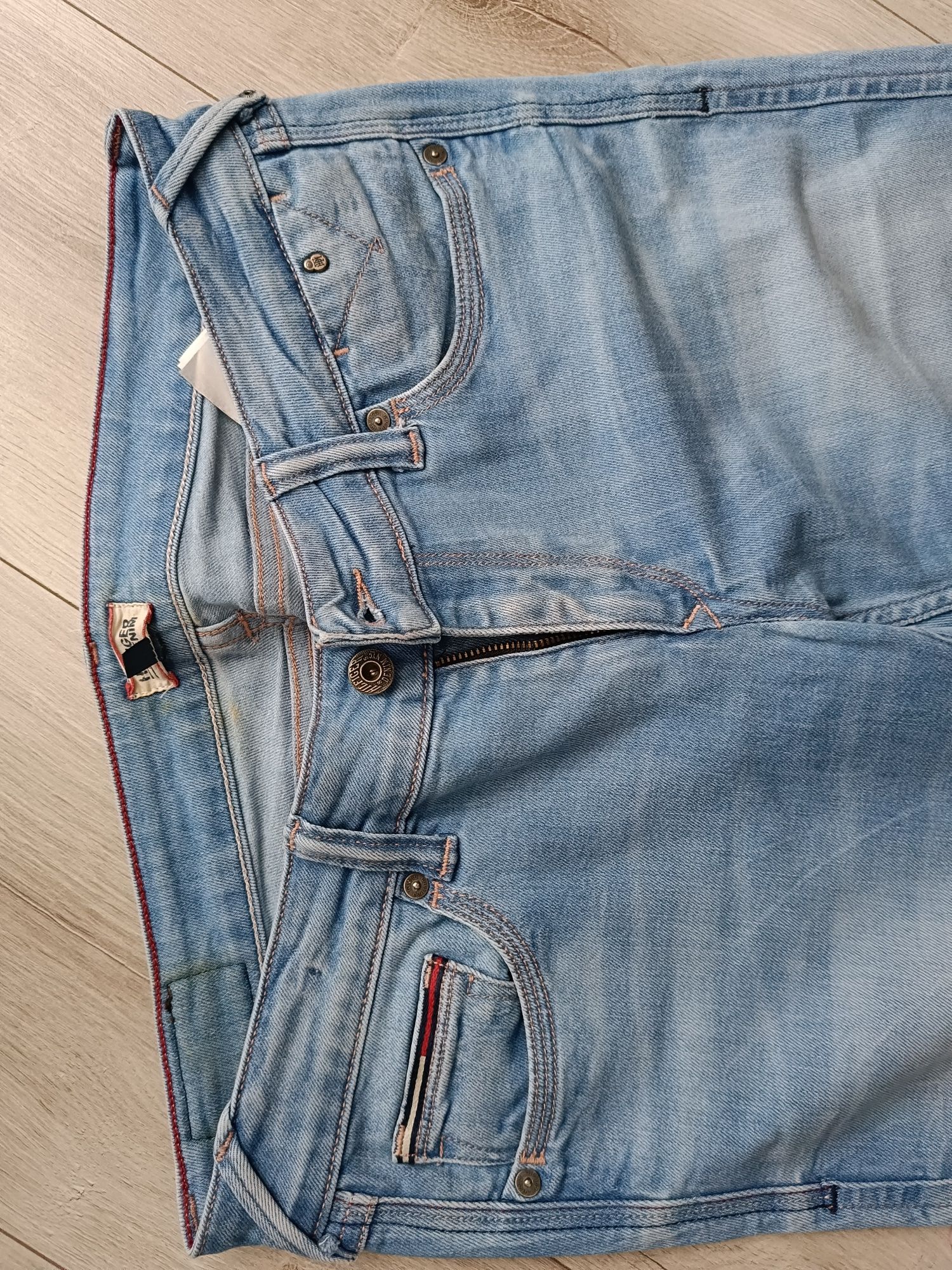 Jeans Tommy Hilfiger rozmiar W 30 L34