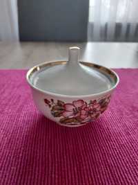 Cukiernica w kwiaty porcelana sygnowana Drużkiwka