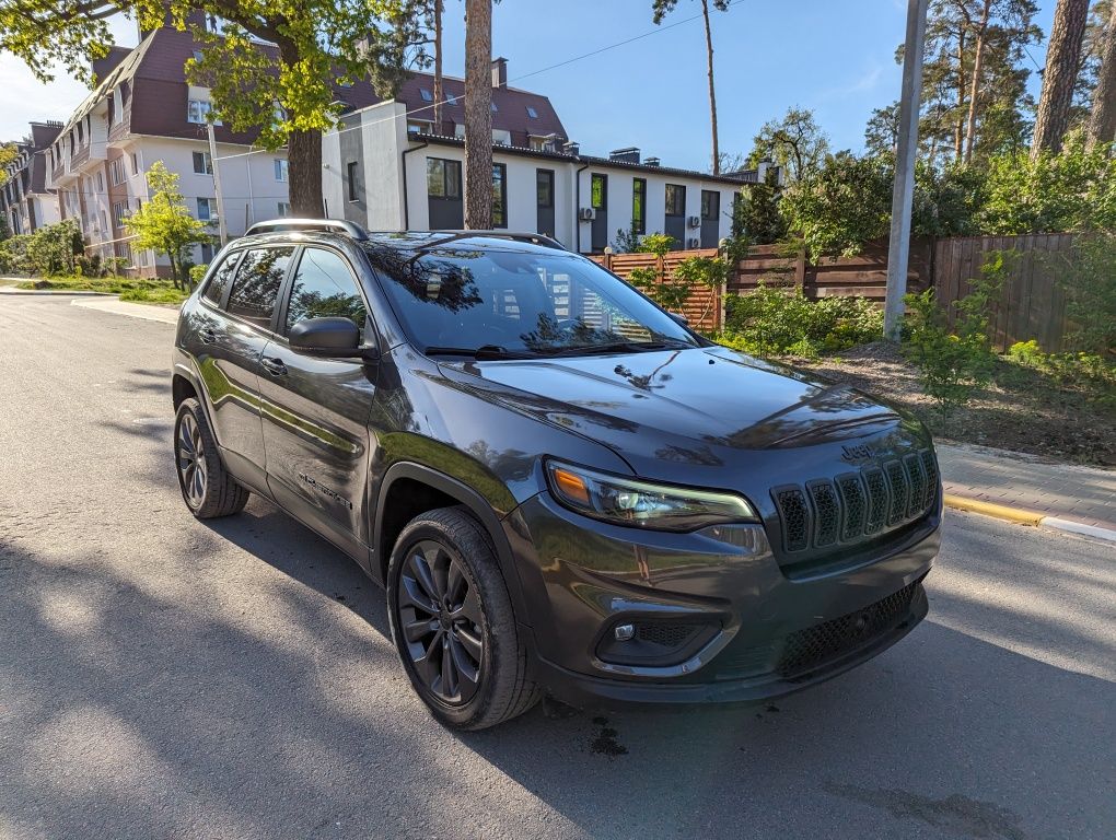 Разборка шрот запчасти запчастини Jeep Cherokee KL