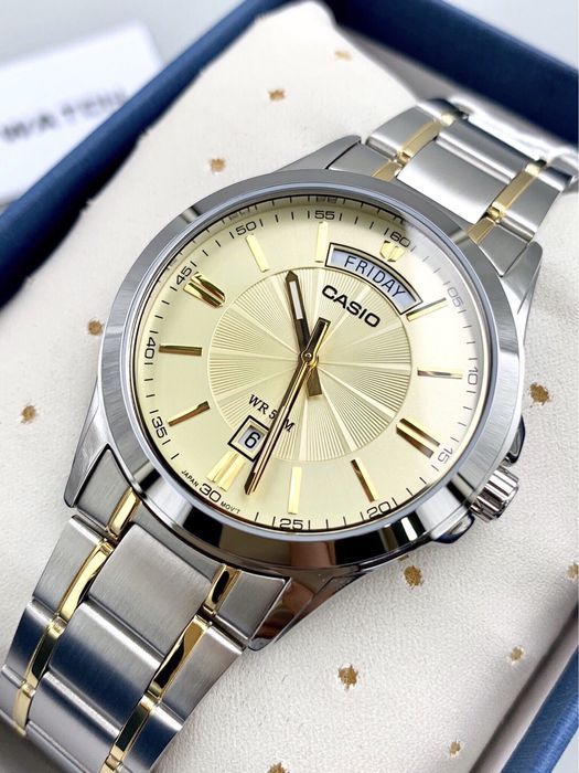 Годинник чоловічий Casio MTP-1381G-9A Оринінал Гарантія Часы Касио