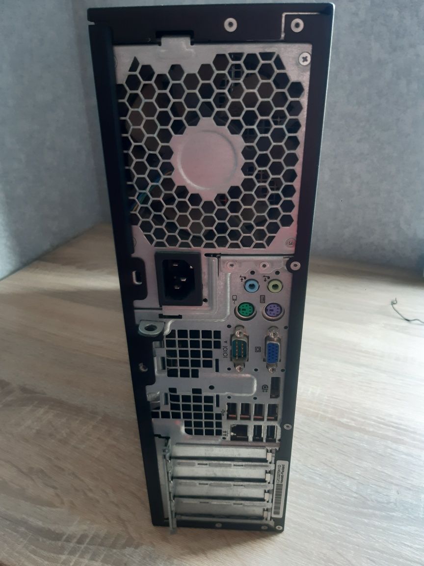 Компютер HP з монітором
