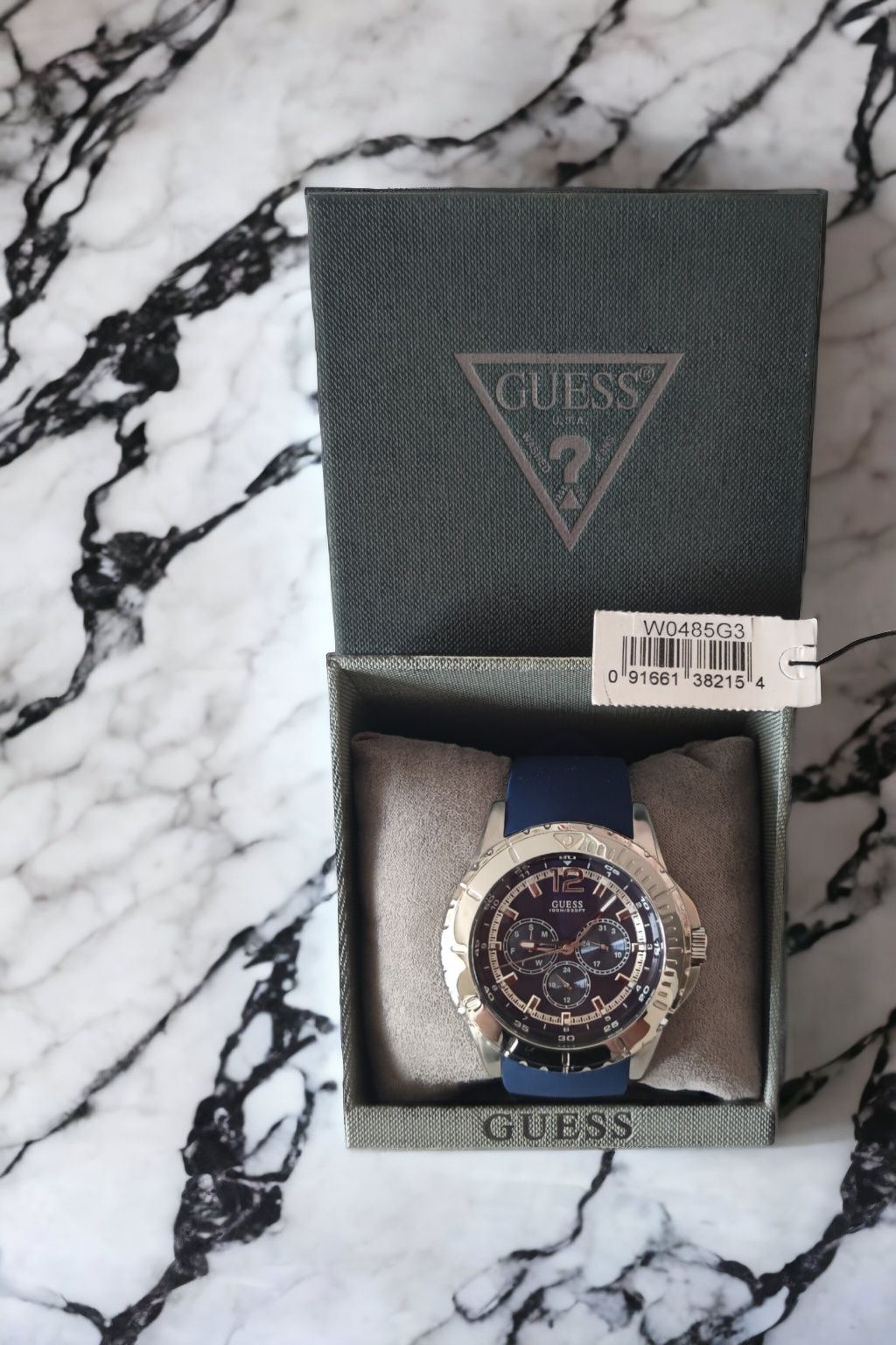 Годинник GUESS W0485G3