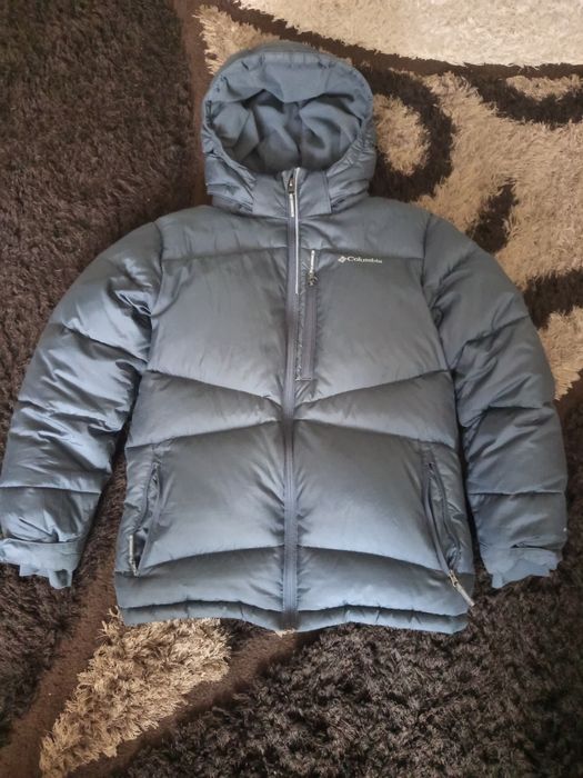 Продам оригінальну зимову куртку Columbia
