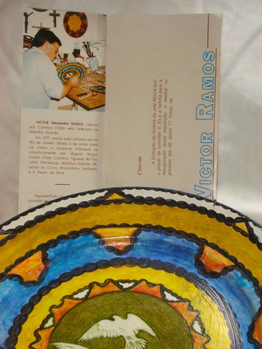 Prato Madeira Pintado à Mão (Pombas) - Victor Ramos